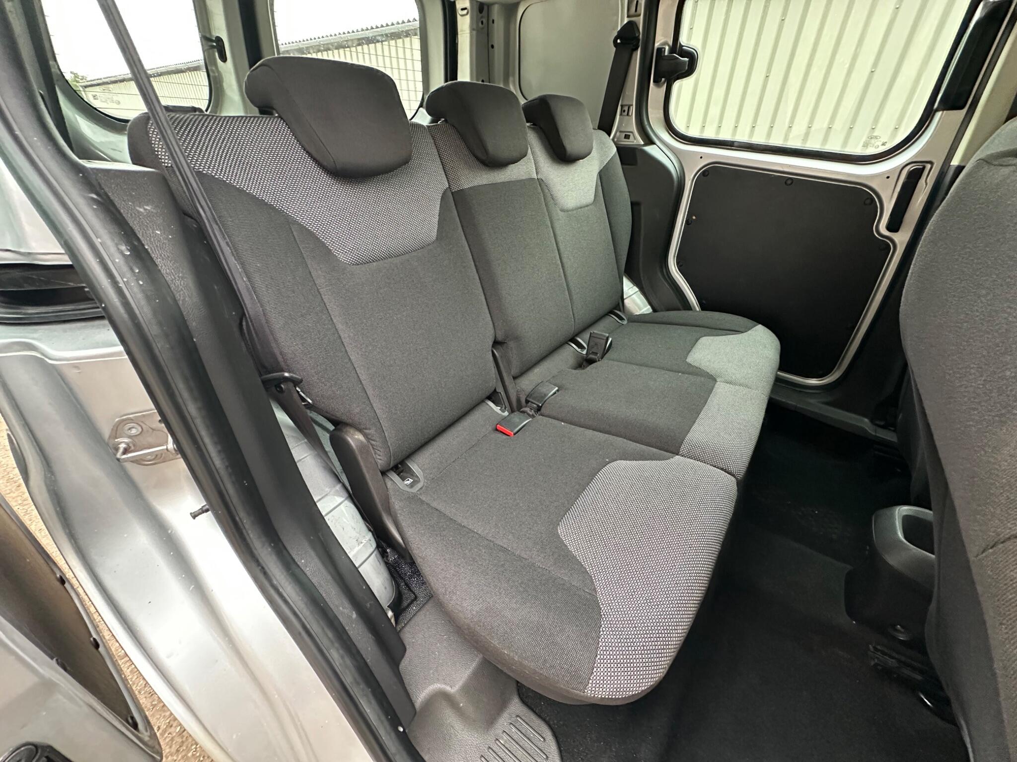 Ford Transit Courier