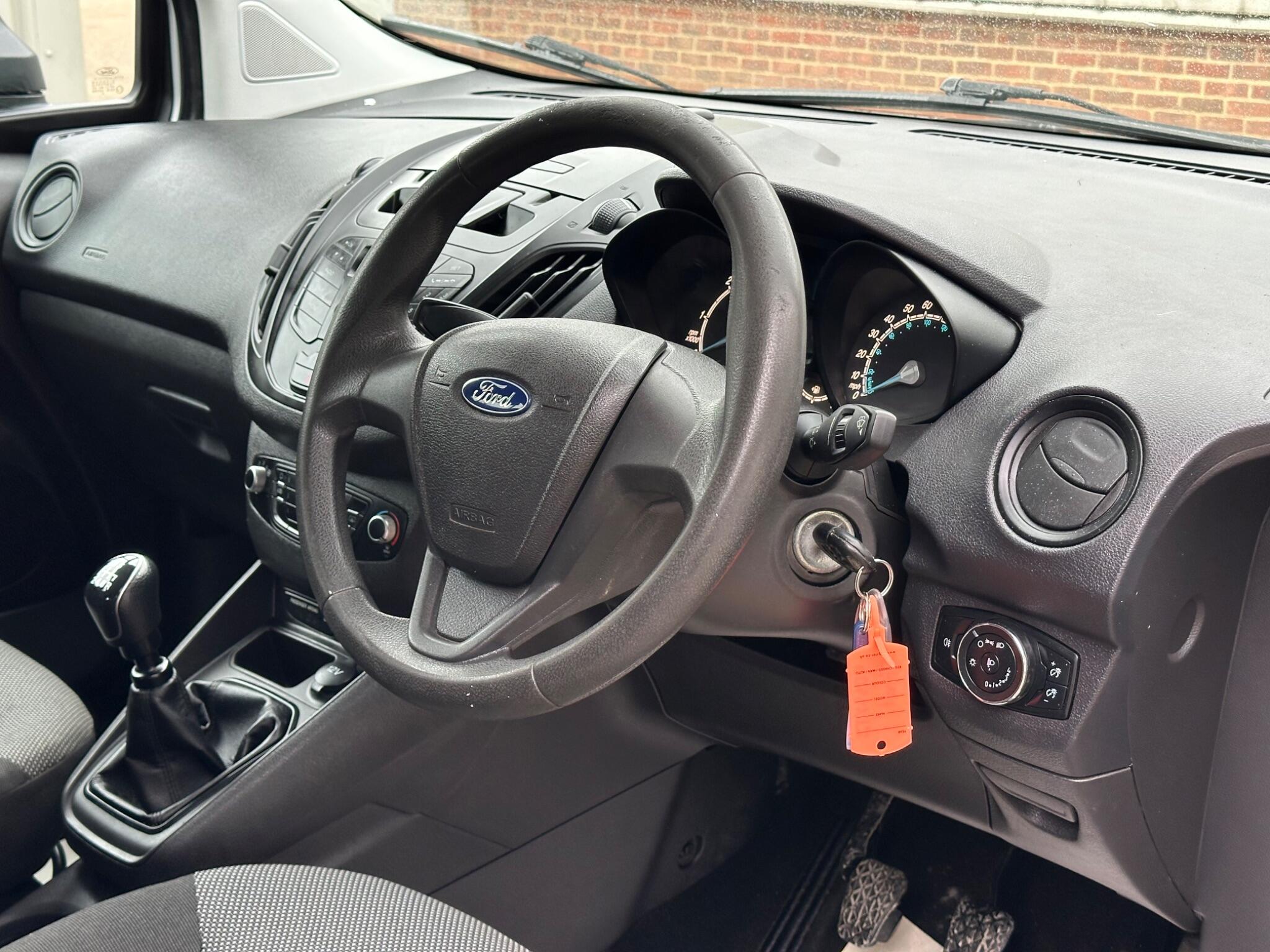 Ford Transit Courier