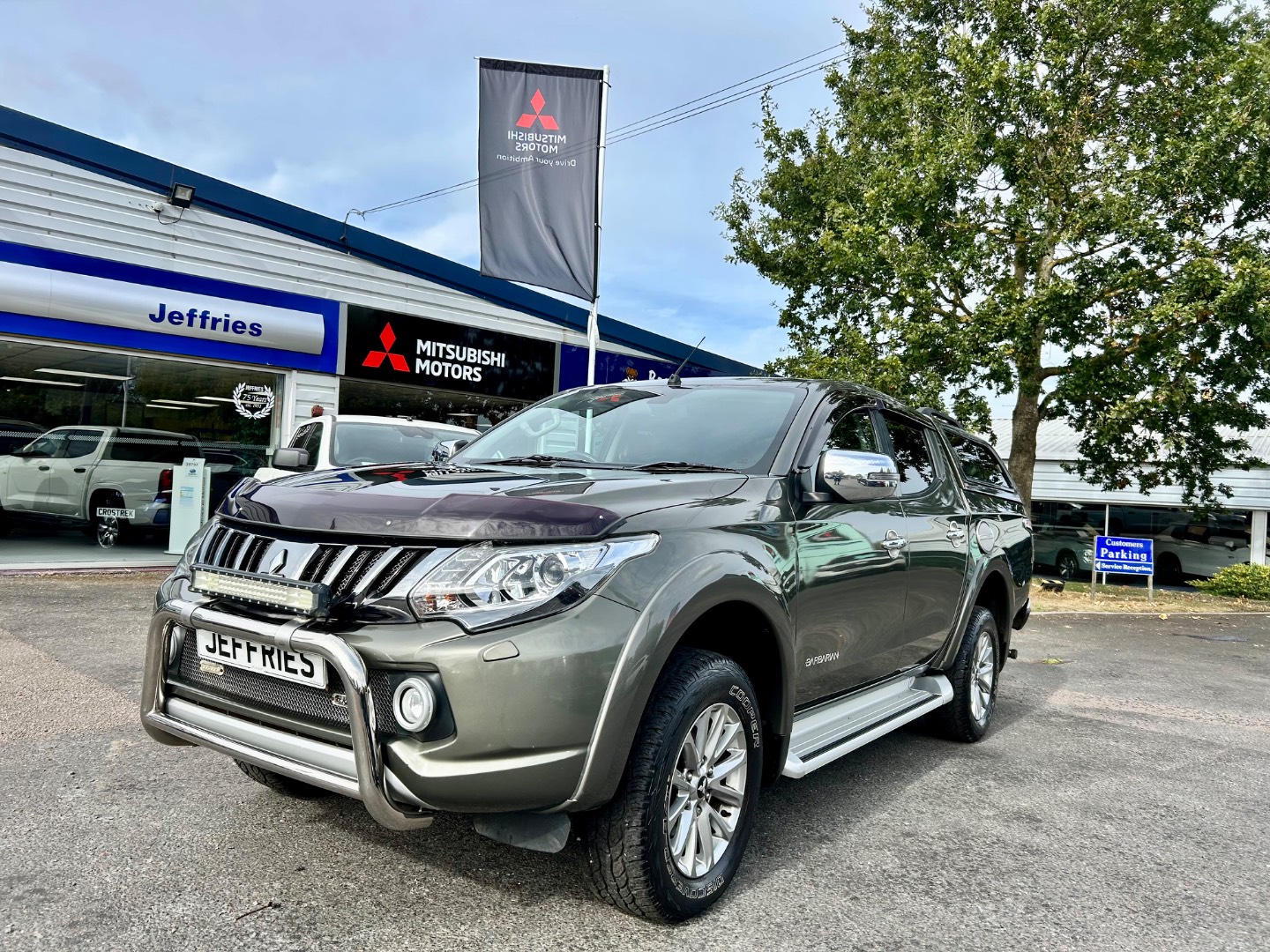 Mitsubishi L200