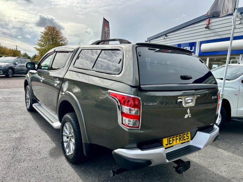 Mitsubishi L200