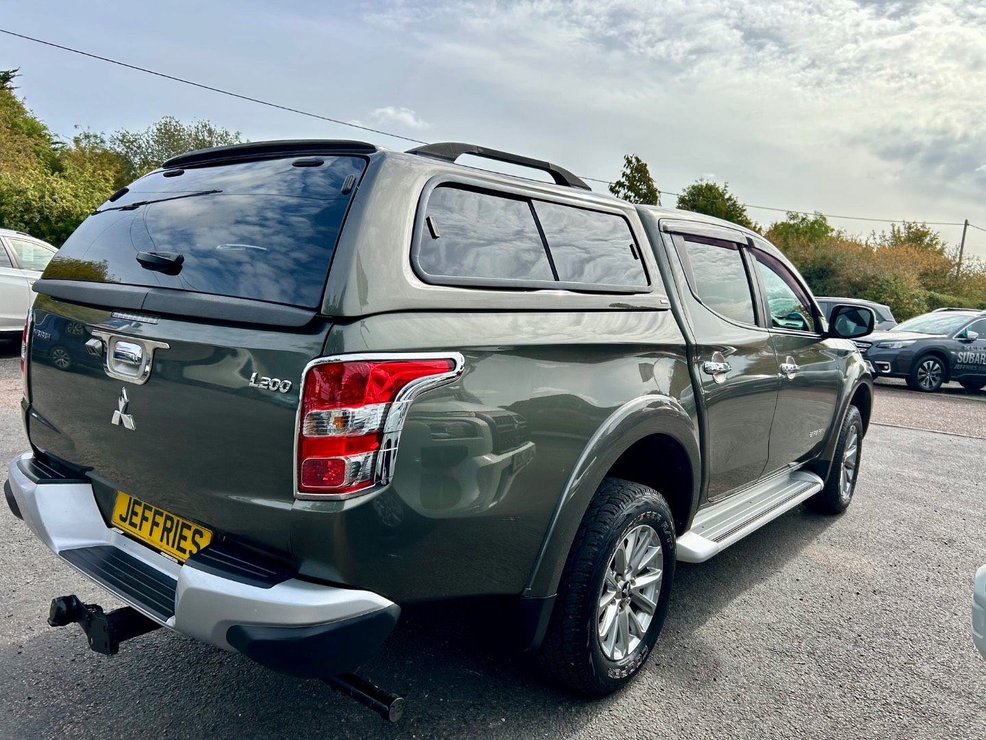 Mitsubishi L200