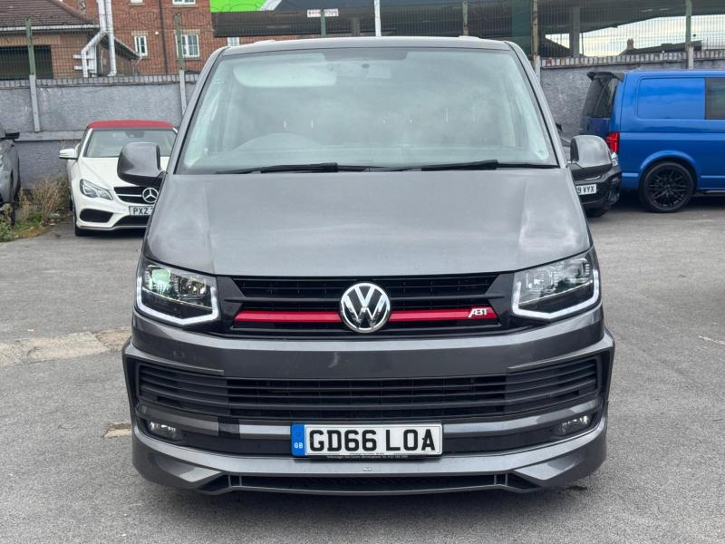 Volkswagen Transporter Shuttle