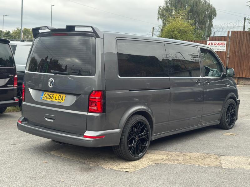 Volkswagen Transporter Shuttle