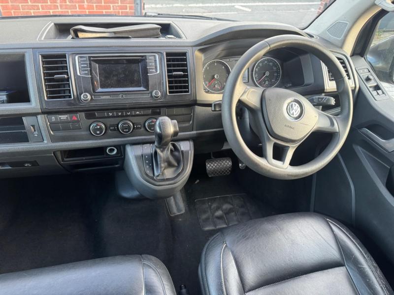 Volkswagen Transporter Shuttle