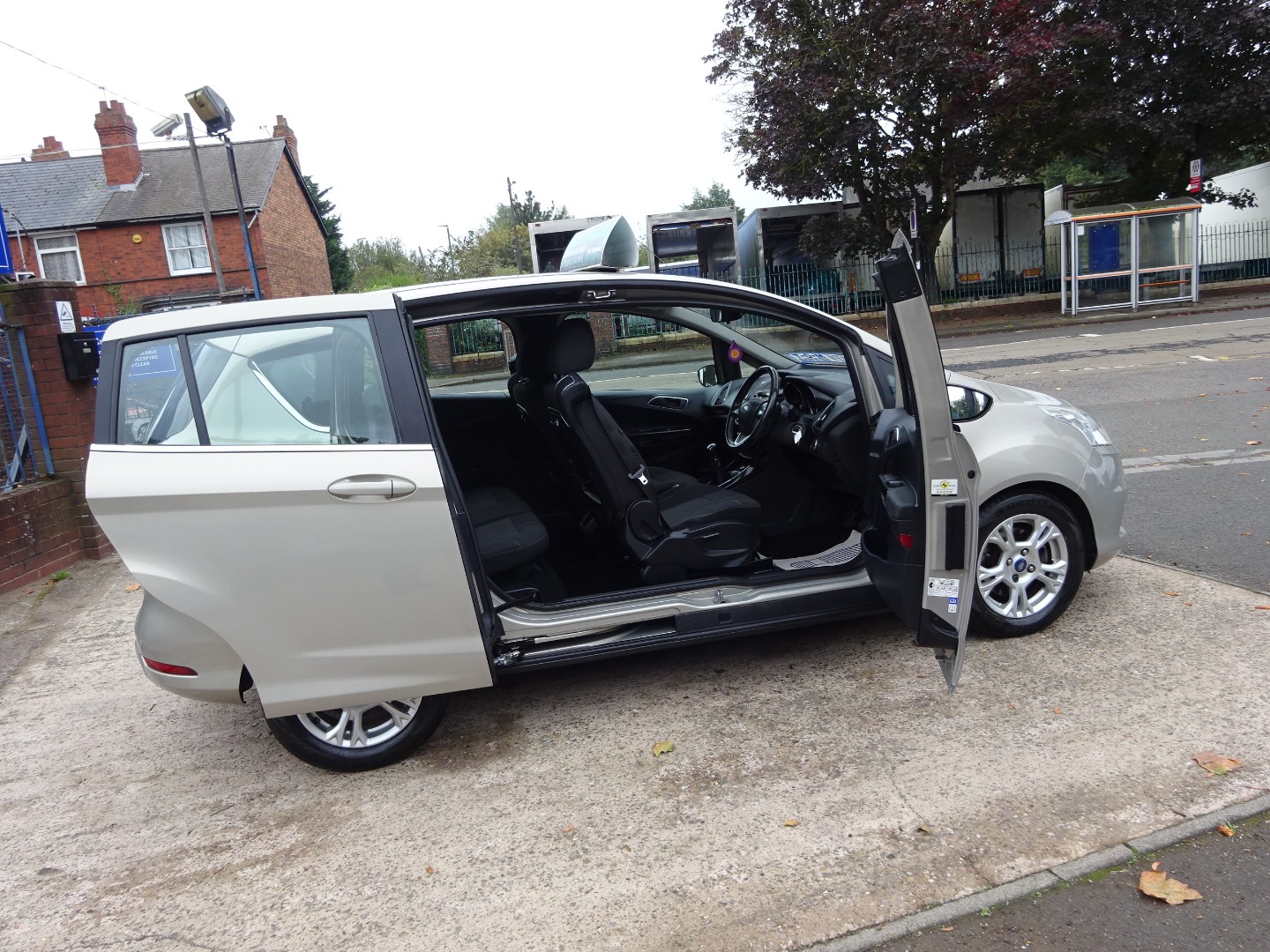 Ford B-MAX