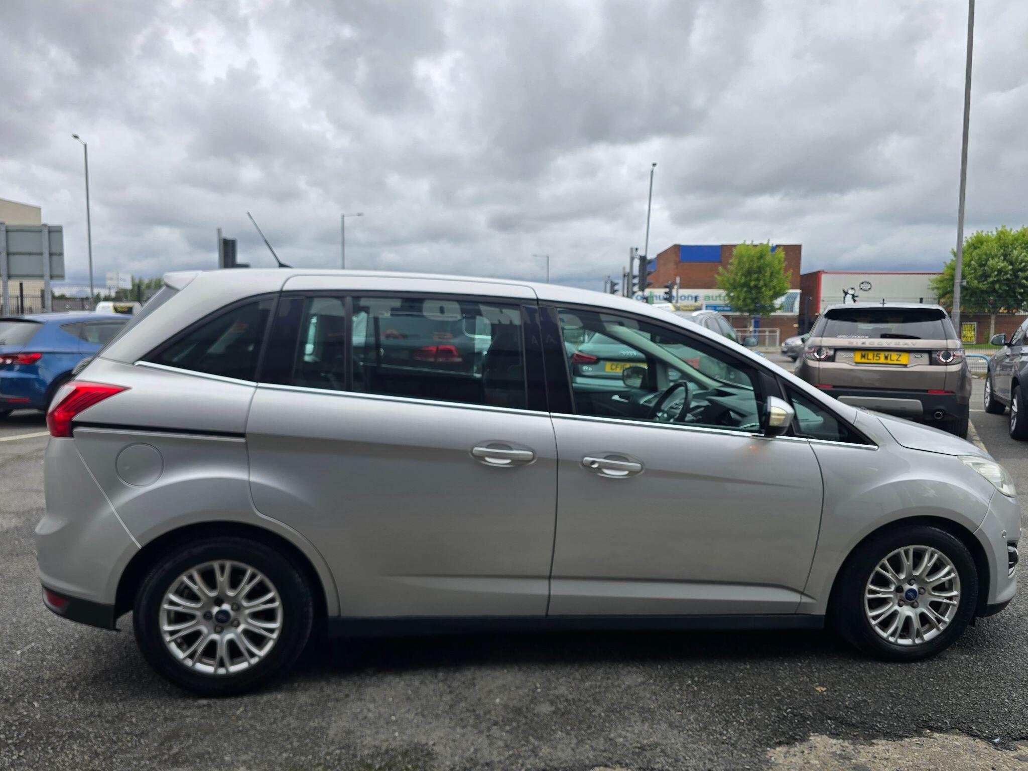 Ford Grand C-MAX