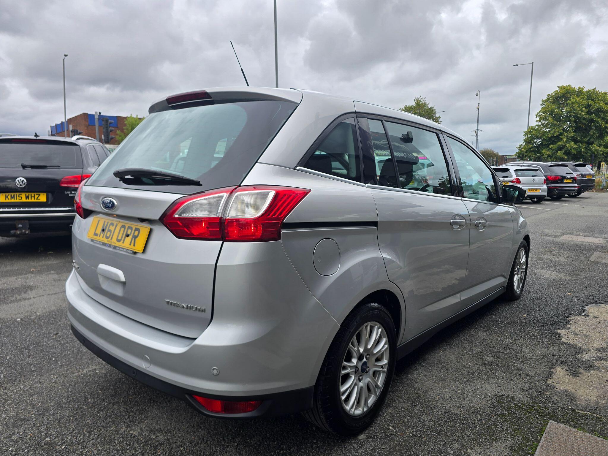 Ford Grand C-MAX