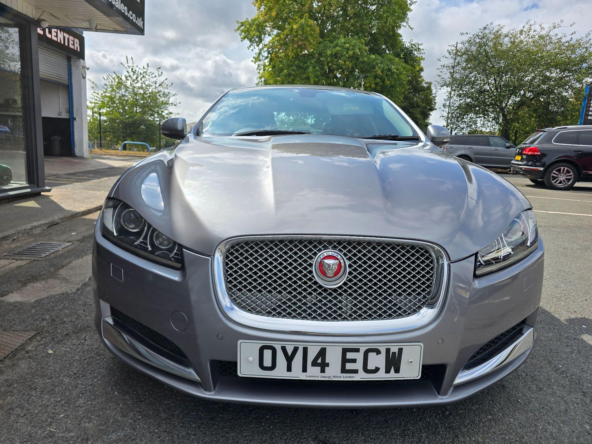 Jaguar XF