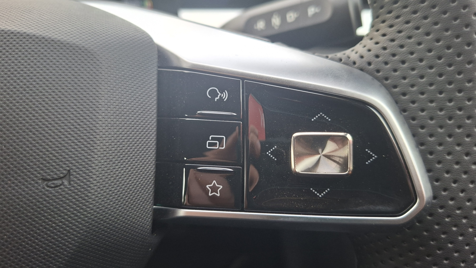 MG Motor UK MG4 URBAN