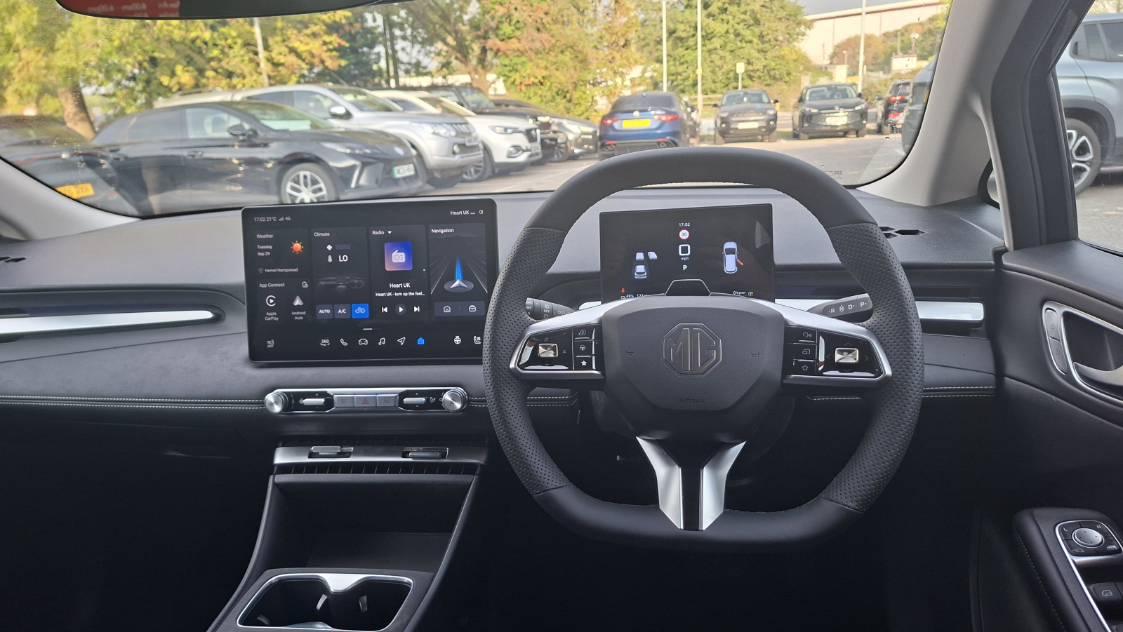 MG Motor UK MG4 URBAN