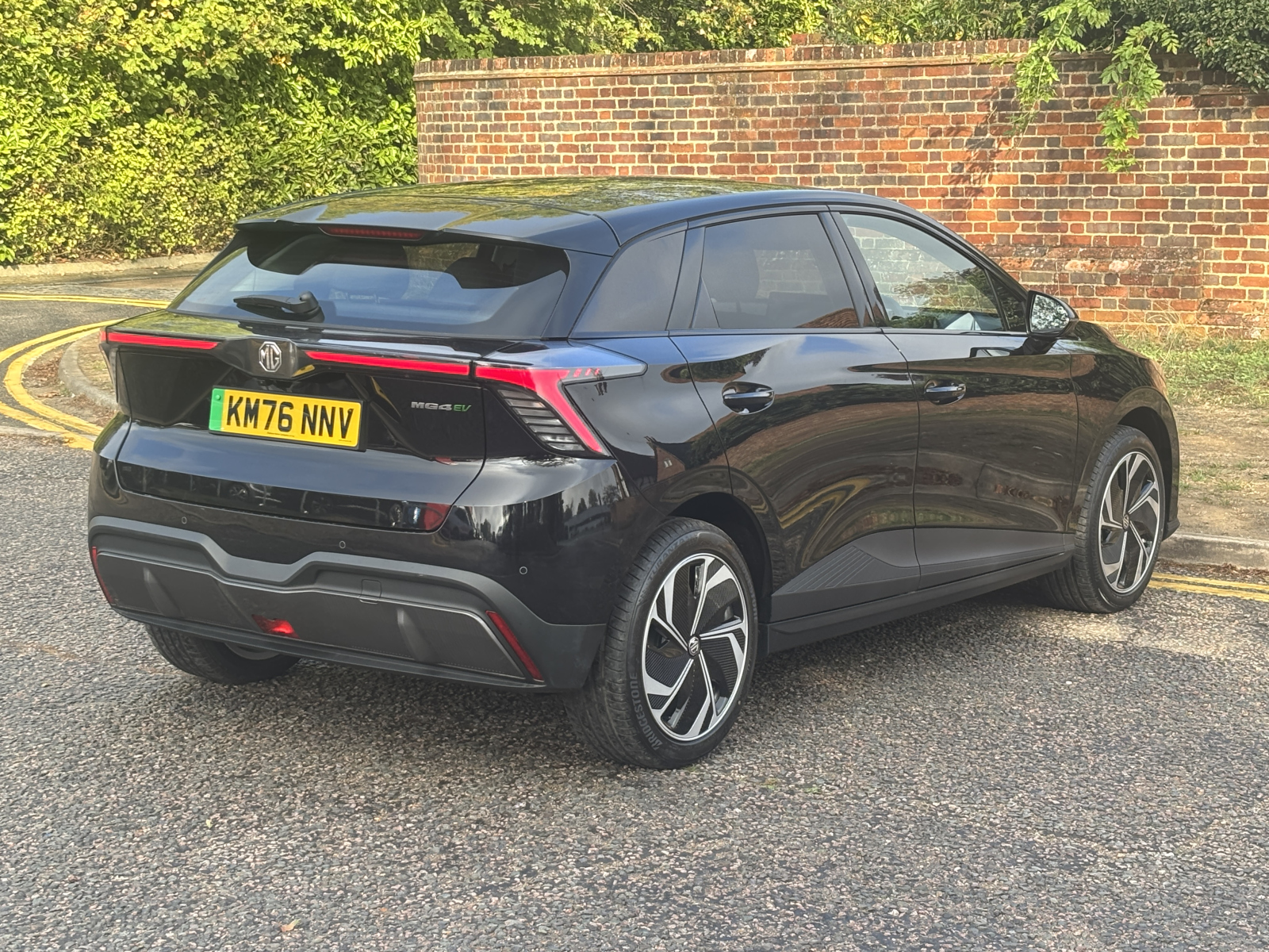 MG Motor UK Mg4