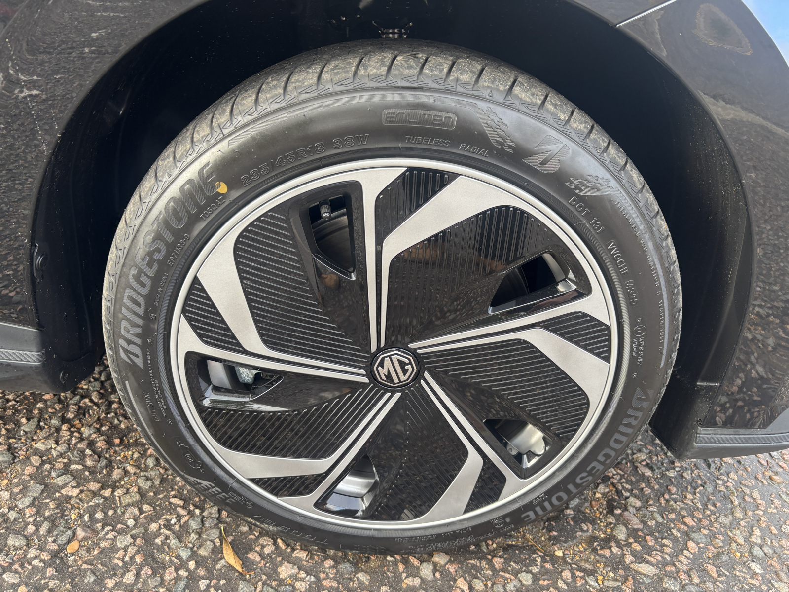 MG Motor UK Mg4