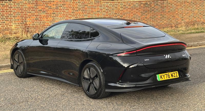 MG Motor UK IM5