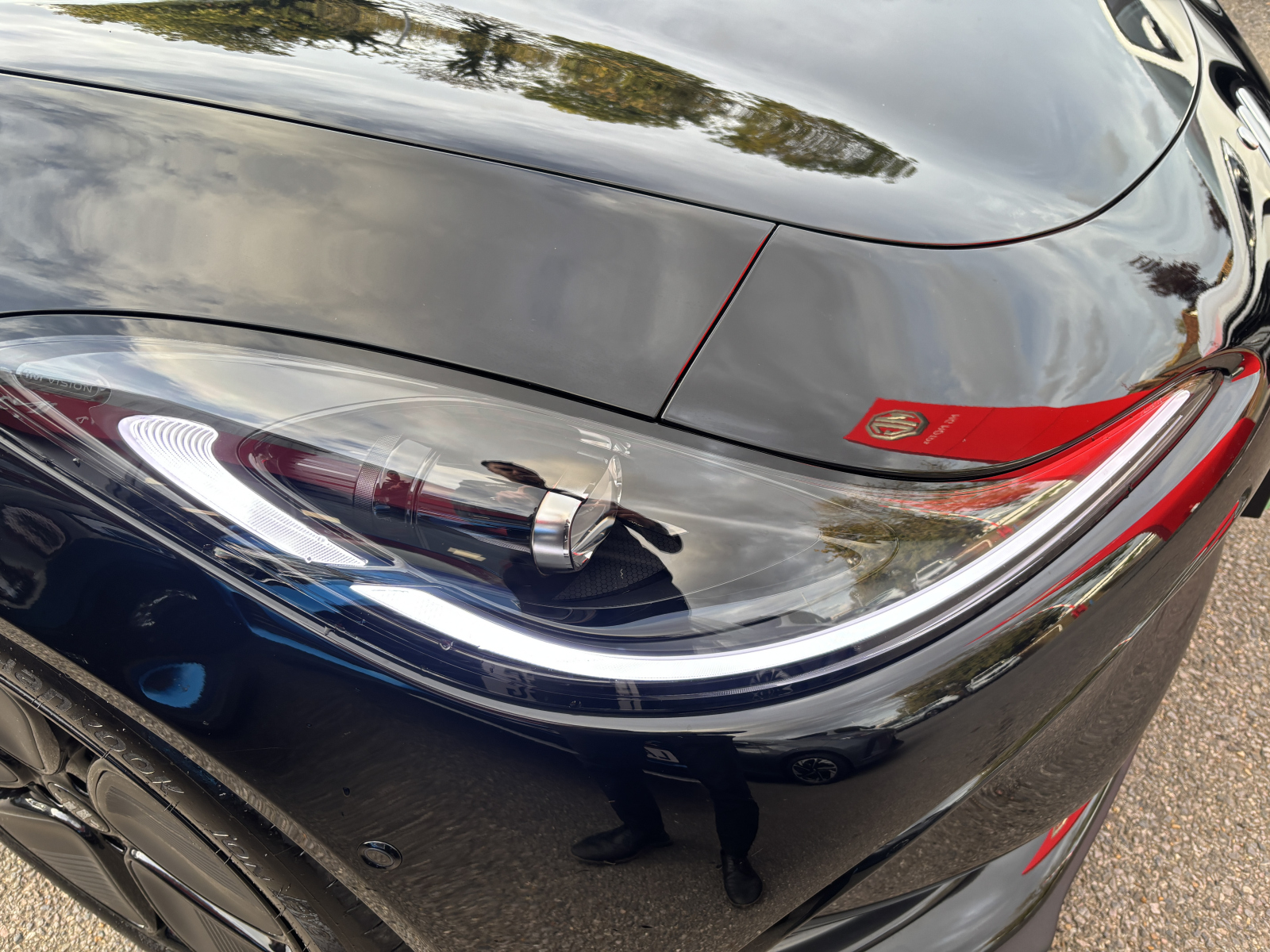 MG Motor UK IM5