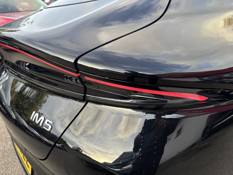 MG Motor UK IM5