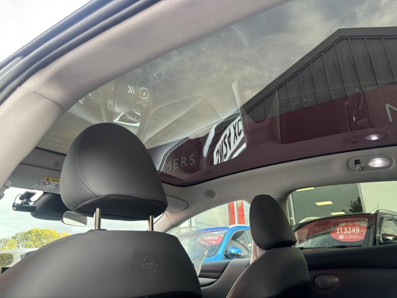 MG Motor UK IM5