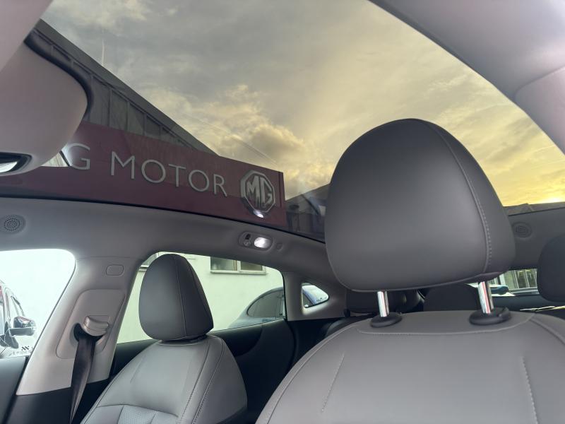 MG Motor UK IM5