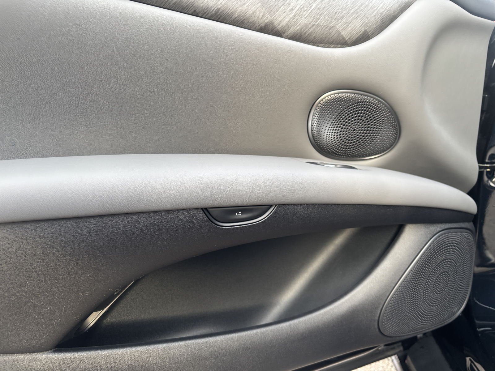 MG Motor UK IM5