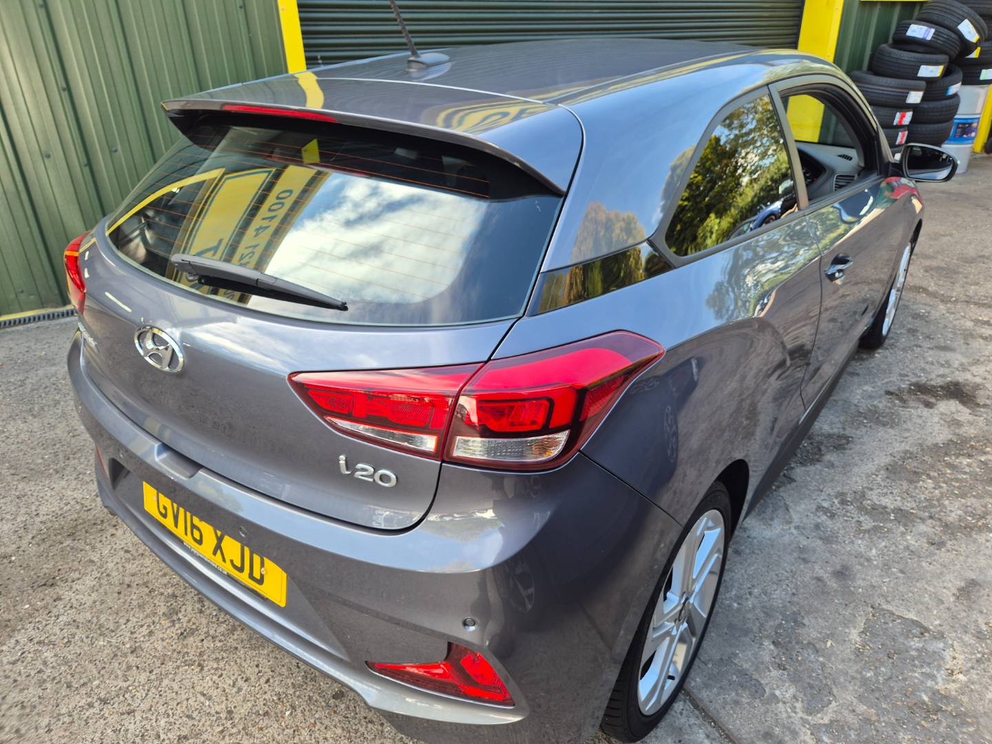 Hyundai i20