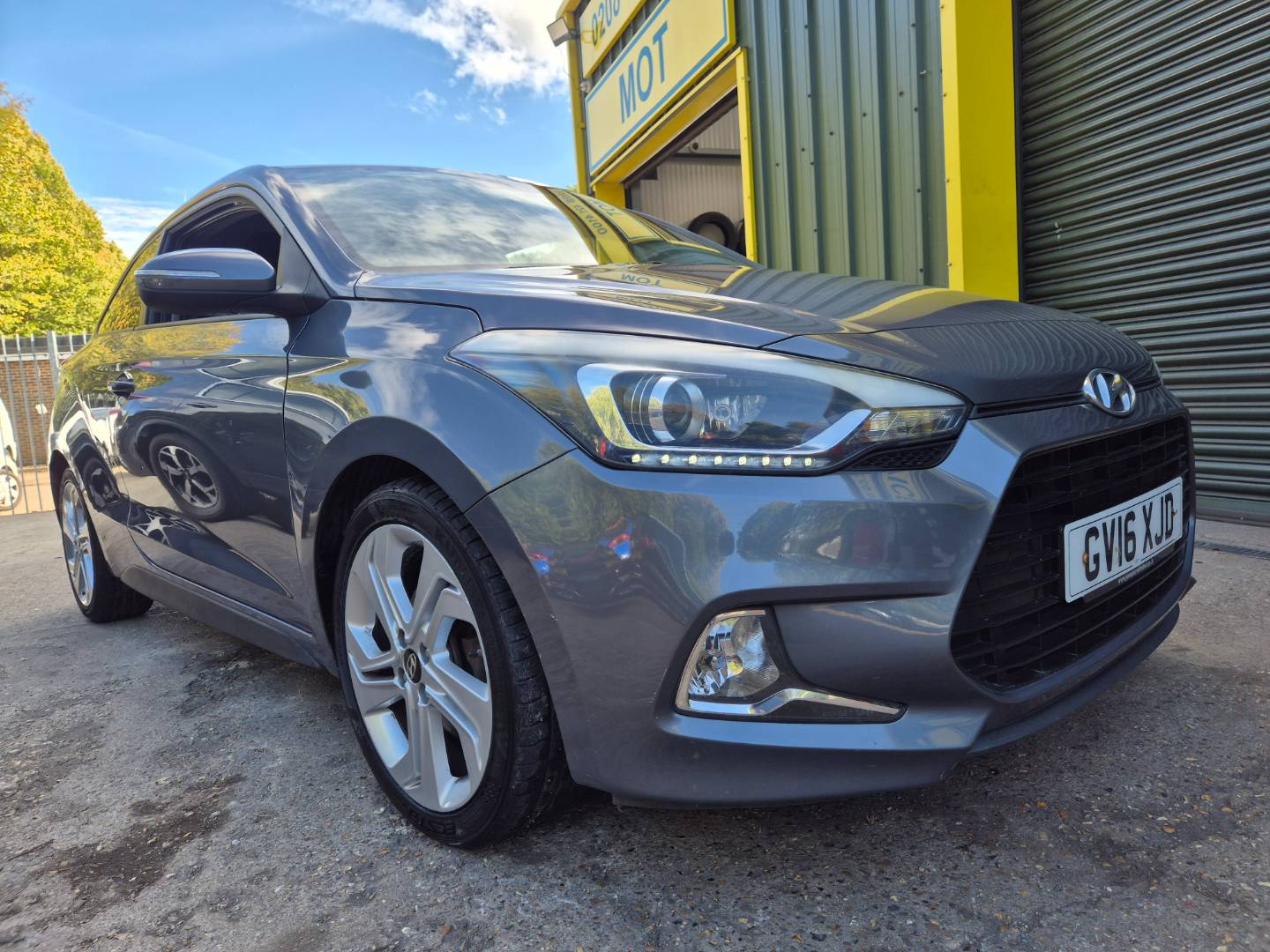 Hyundai i20