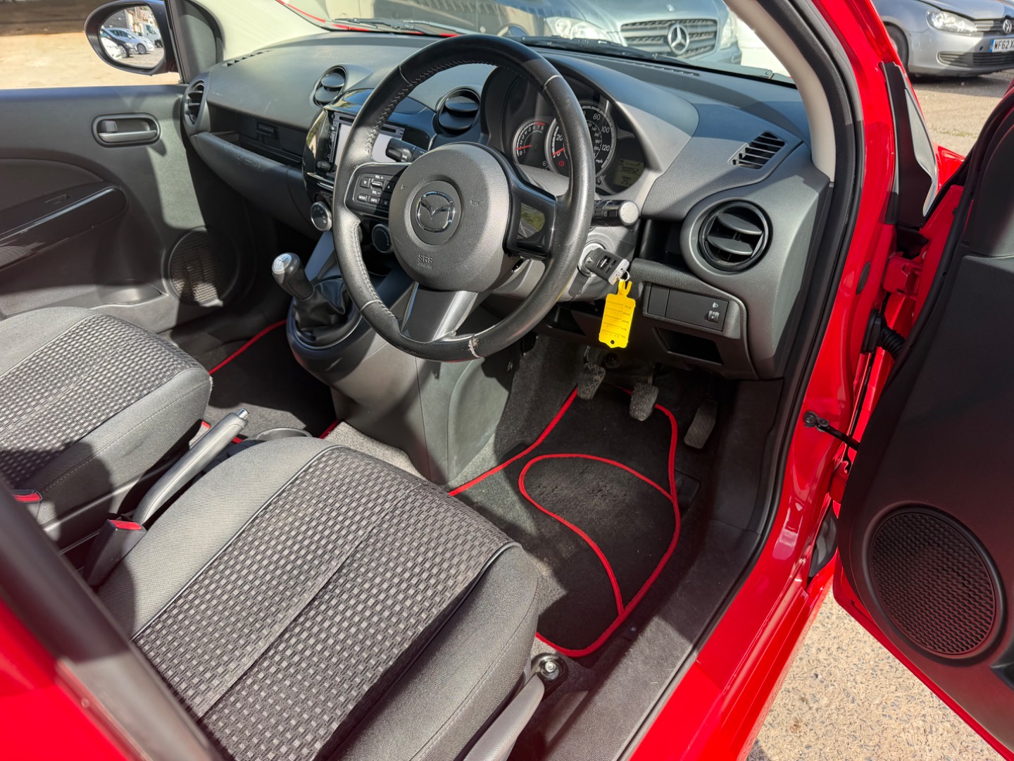 Mazda 2