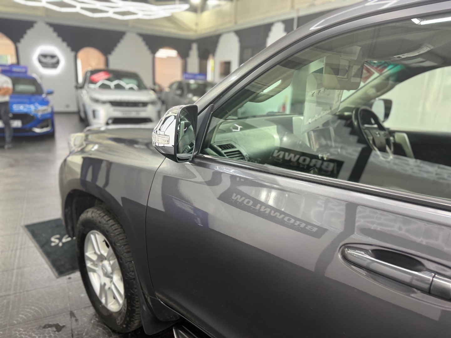Toyota Land Cruiser