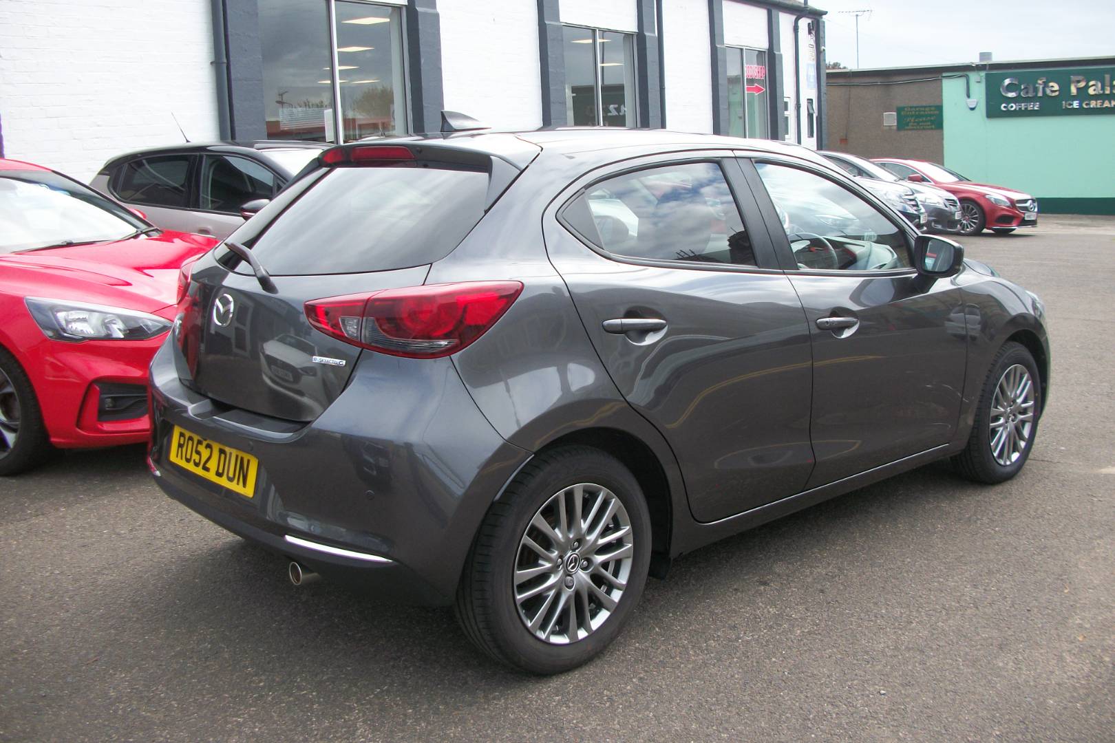 Mazda 2