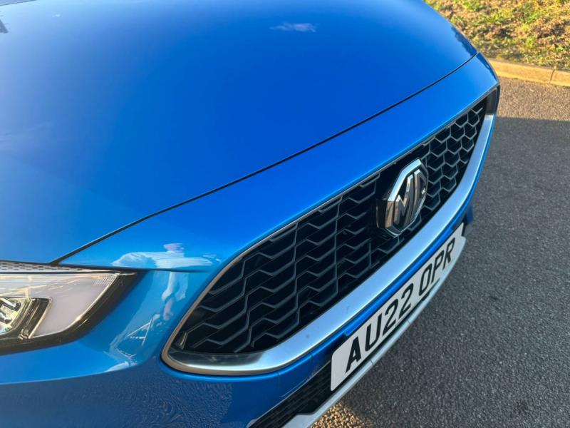 MG ZS