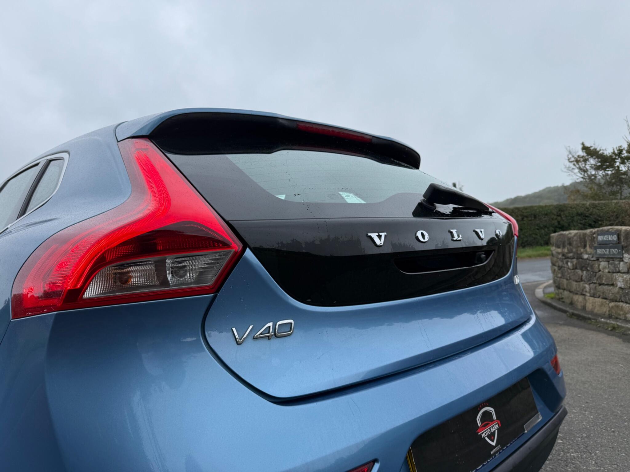 Volvo V40