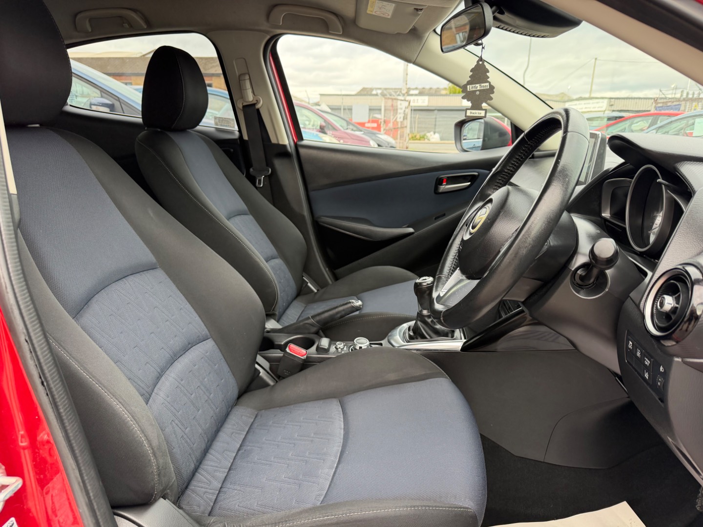 Mazda 2