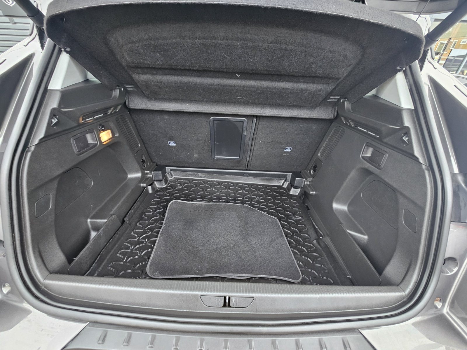 Vauxhall Grandland X