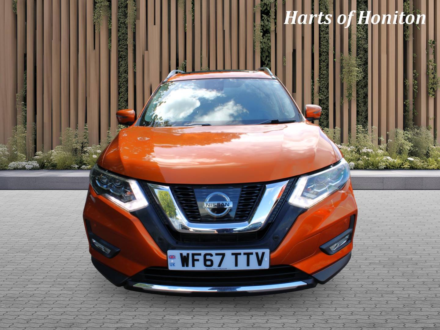Nissan X-TRAIL