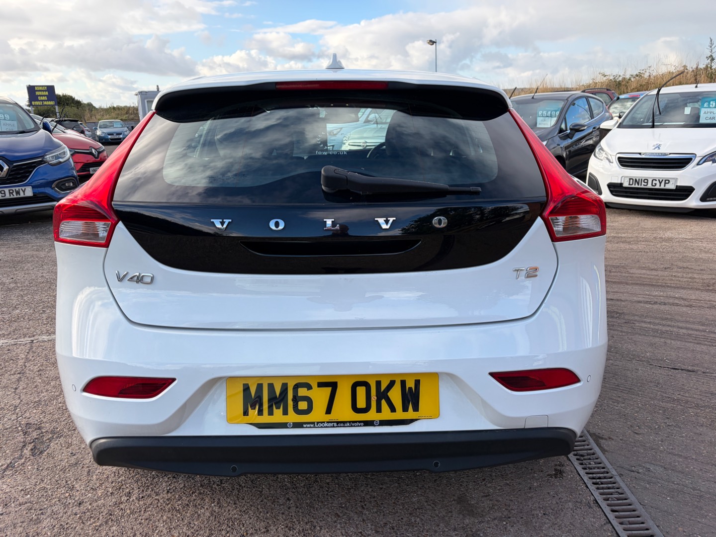 Volvo V40