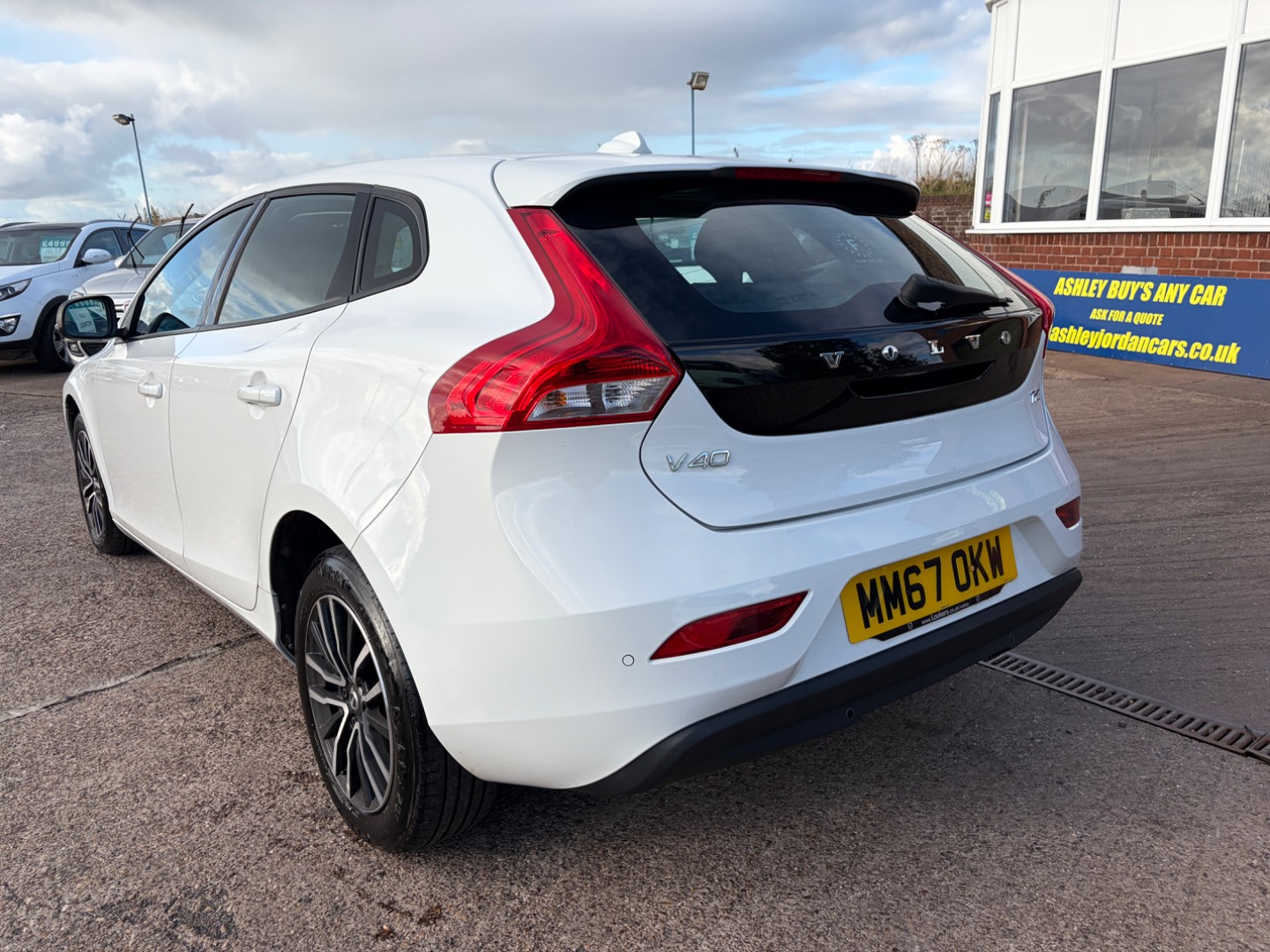 Volvo V40