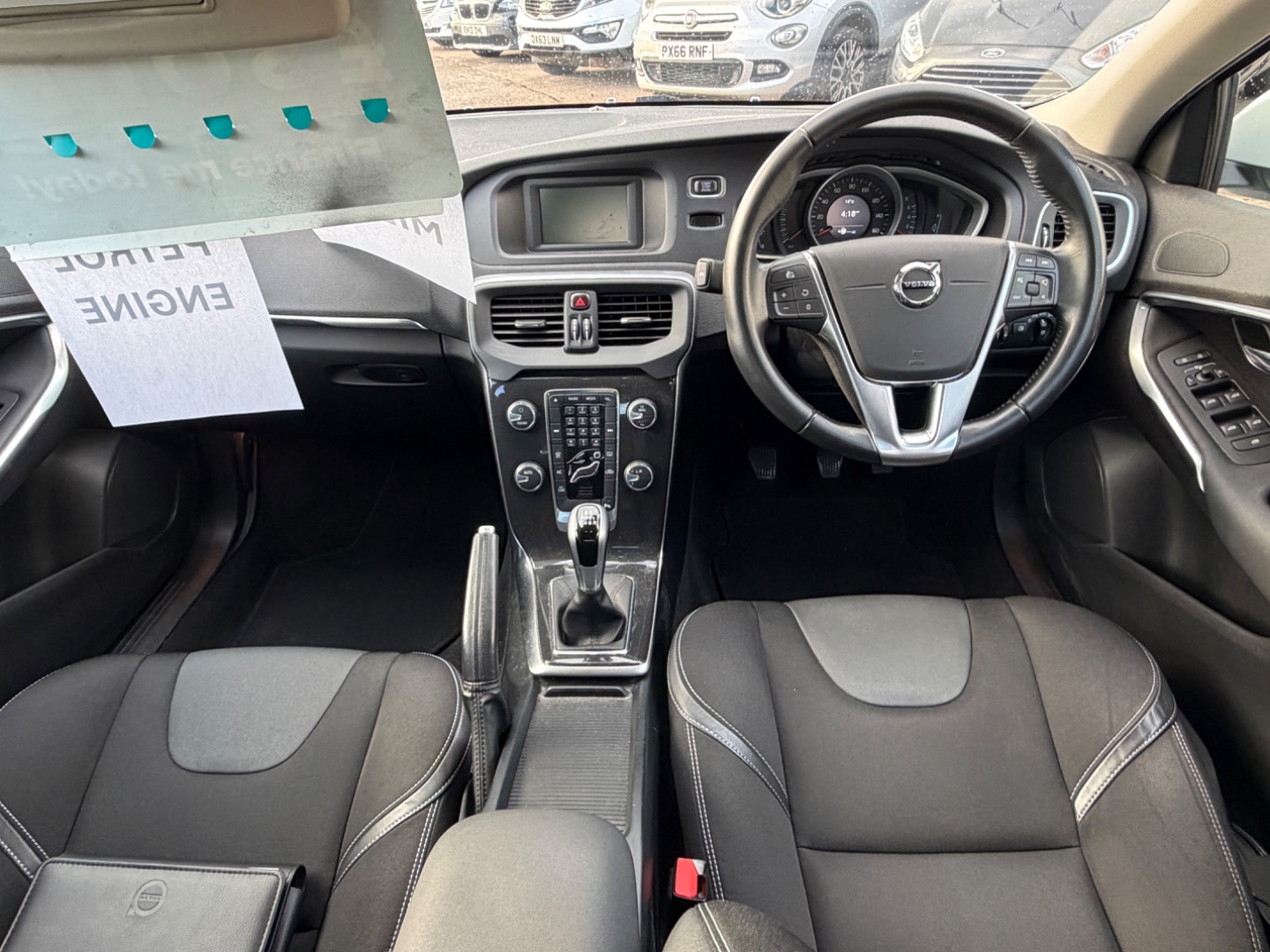 Volvo V40