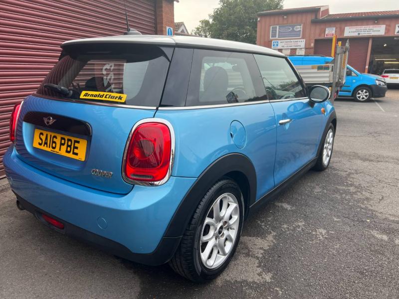 Mini Hatchback
