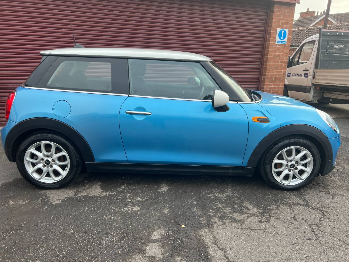 Mini Hatchback
