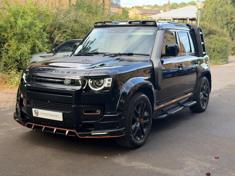Land Rover Defender 110