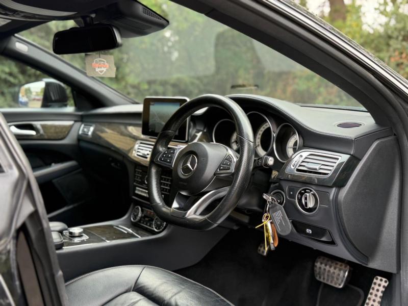 Mercedes-Benz CLS
