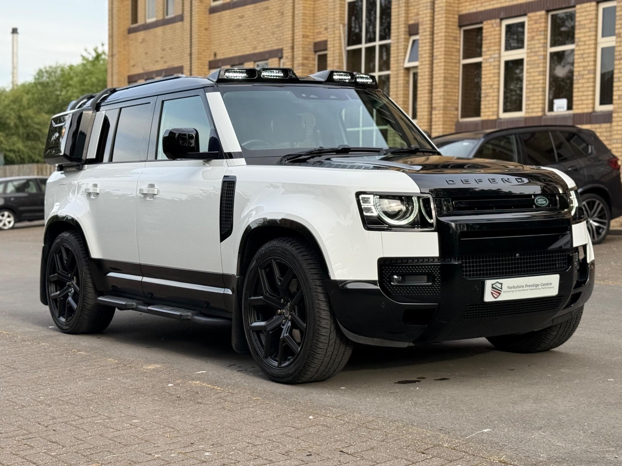 Land Rover Defender 110