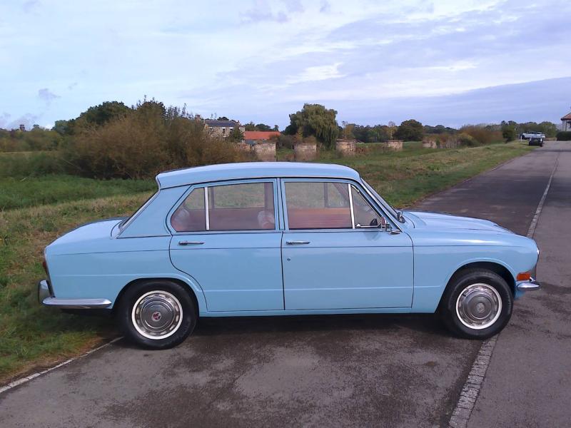 Triumph 1300