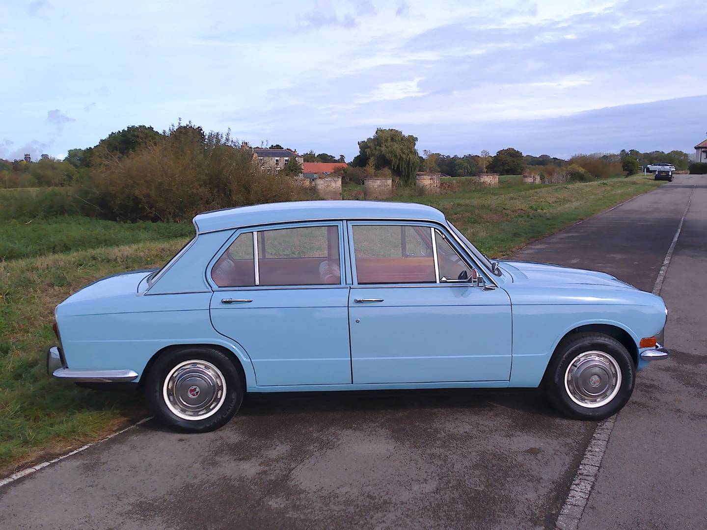 Triumph 1300