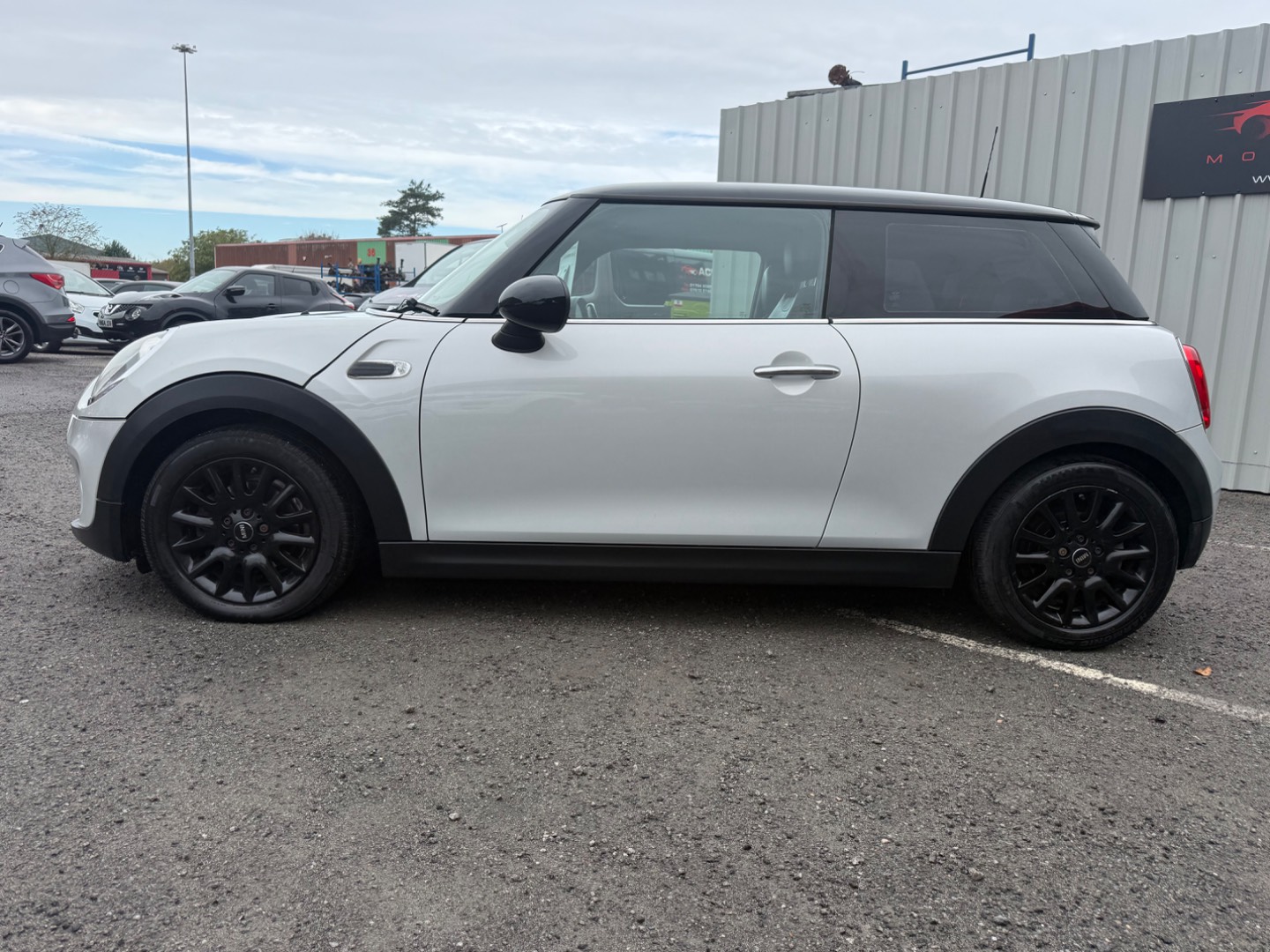 Mini Hatchback