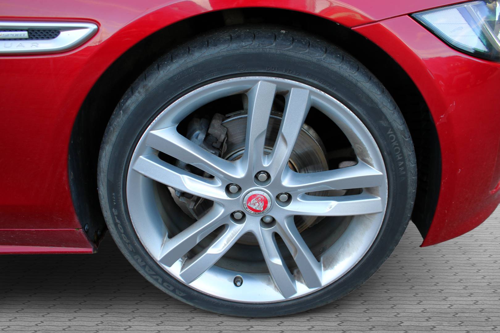 Jaguar XE