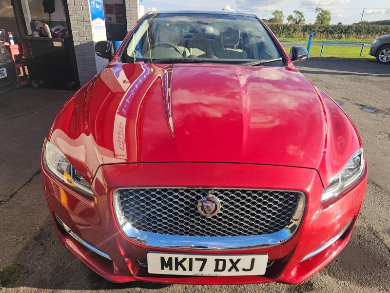 Jaguar Xj