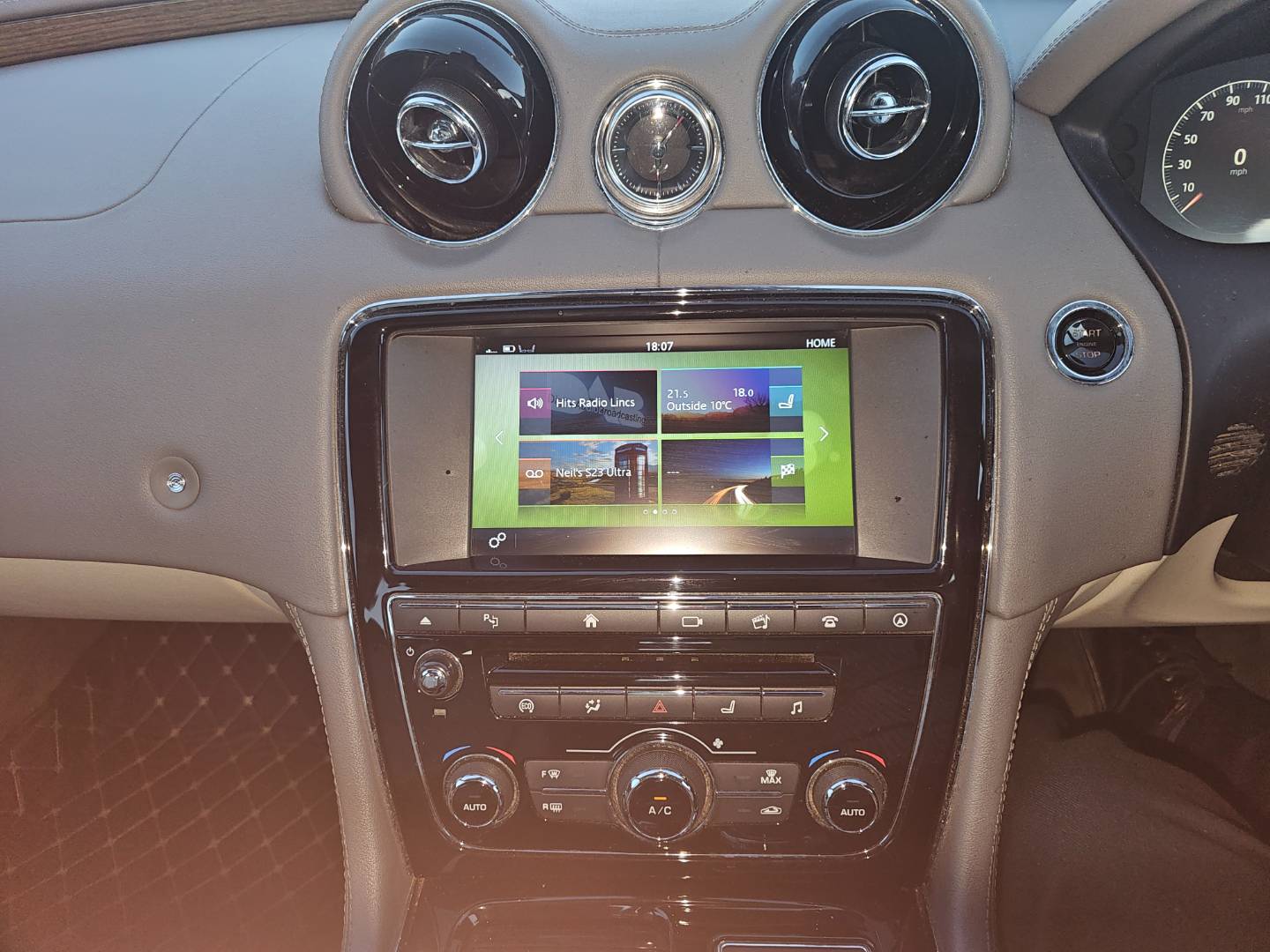 Jaguar Xj