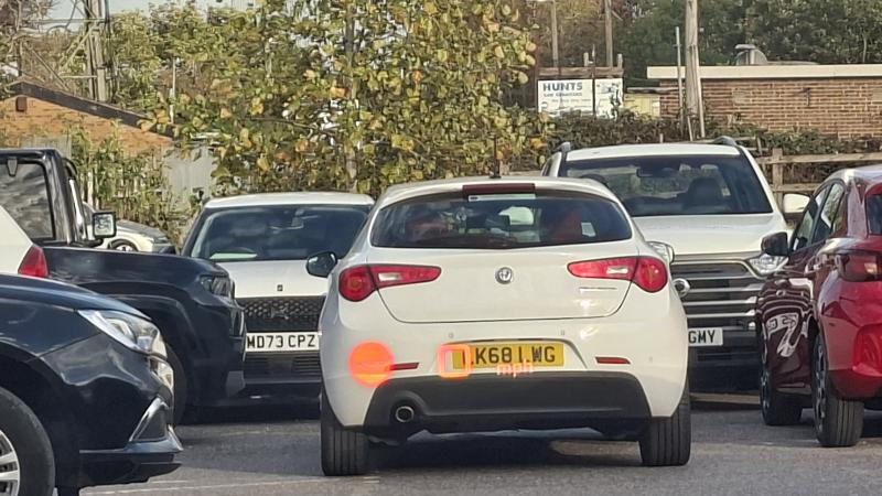 MG Motor UK MGS6