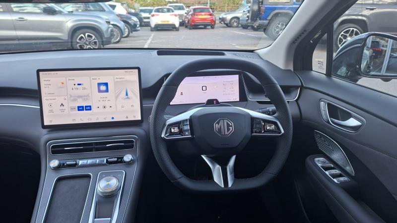 MG Motor UK MGS6