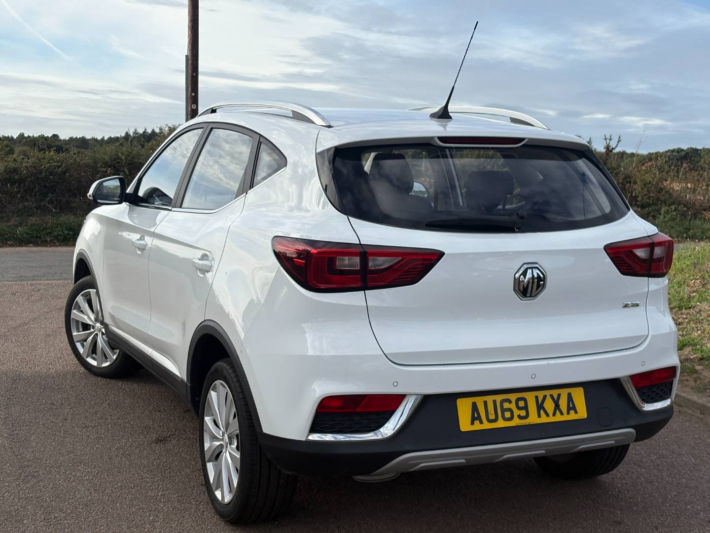 MG ZS