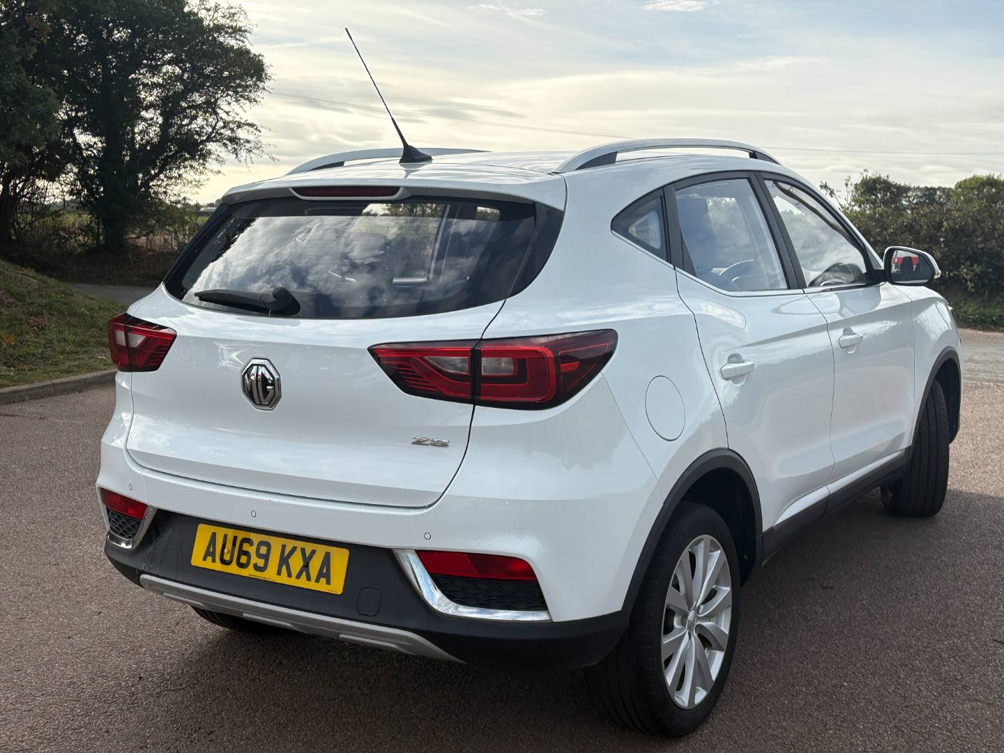 MG ZS